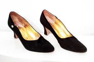 Zapatos de tacón negros