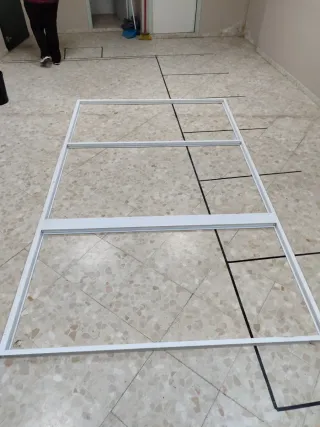 Mampara de oficina con puerta