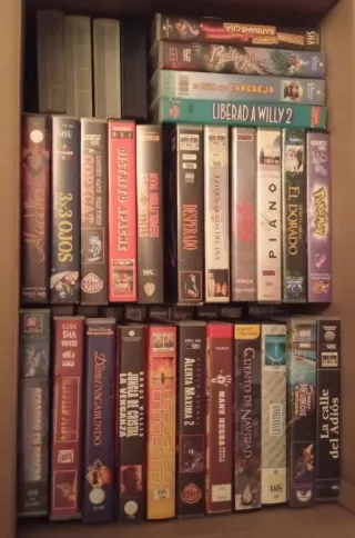 Lote 325 Películas VHS