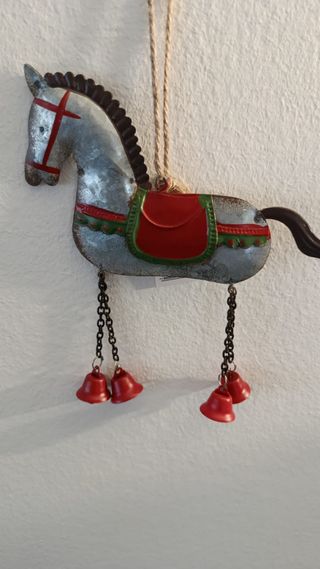 Cavallino in latta da appendere all’albero