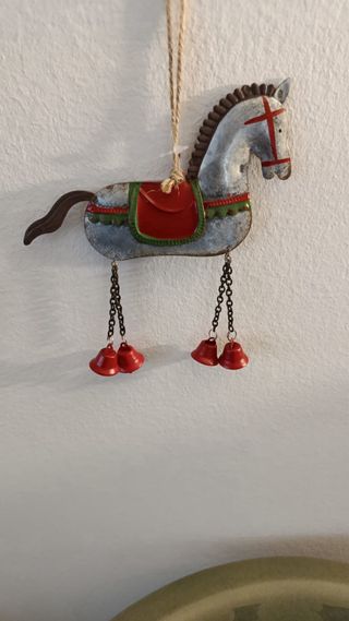 Cavallino in latta da appendere all’albero