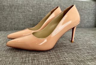 Zapatos Christian Louboutin Nude Talla 38