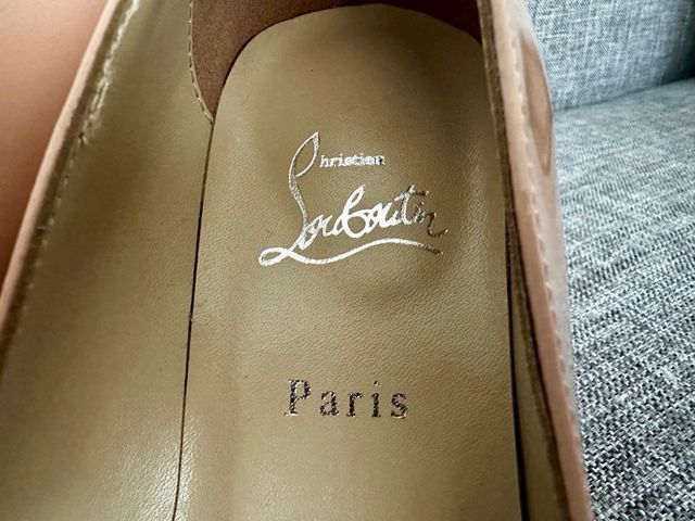 Zapatos Christian Louboutin Nude Talla 38