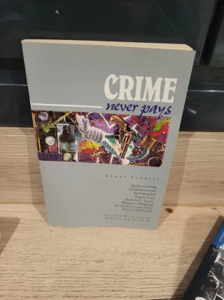Oxford Bookworms Collection Crime Never Pays