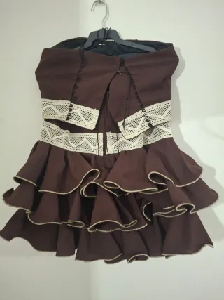 Falda flamenca y corpiño marrón y beige