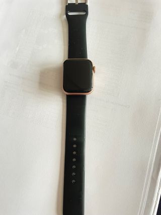 Apple Watch SE 2020 + 3 correas