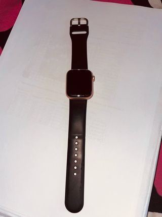 Apple Watch SE 2020 + 3 correas