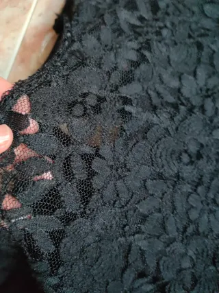 Body de encaje negro manga larga