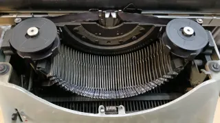 Hispano Olivetti Lexicon 80 Máquina de Escribir