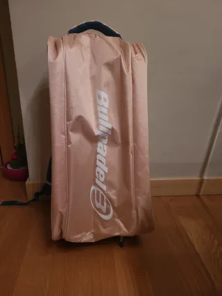 Paletero Bullpadel Elite Rosa Pastel