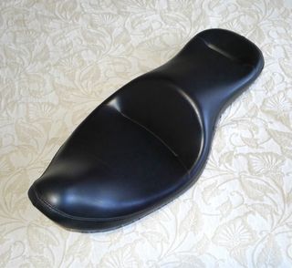 Asiento Bucket y respaldo portapaq. Harley Davison