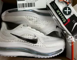 Zapas y Ropa Deportiva