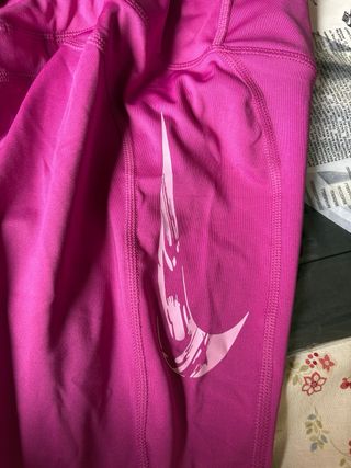 Mallas deportivas Nike rosas