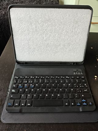 Funda Teclado Español iPad 10 Gen 10.9