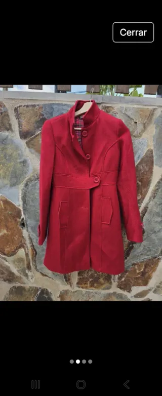 Abrigo de paño rojo mujer