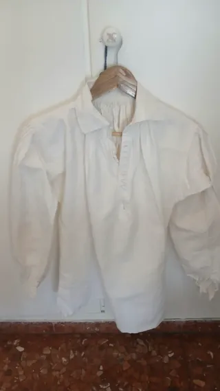 Camisa fallero blanca hecha a mano