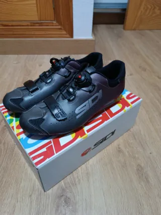 Zapatillas Sidi Sixty Talla 44