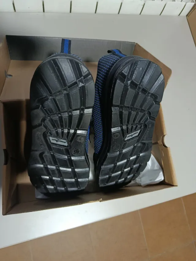 Zapatos de seguridad Portwest FC72 Talla 43