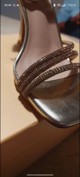 Sandalias de fiesta doradas