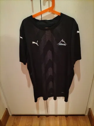 Camiseta deportiva Puma negra Talla L