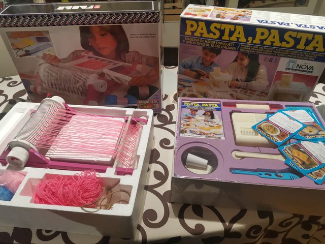 Pack 2 juegos manualidades: Tejedora y Cocina