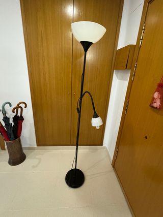 Lámpara de pie Ikea