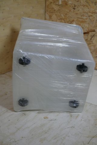 Recipiente de plástico para ração