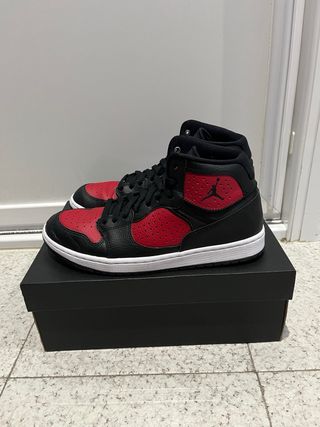 Nike Jordan Zapatillas Negras y Rojas