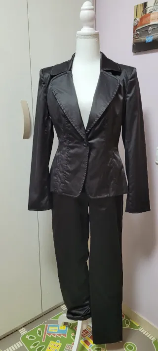 Traje Lefties raso negro