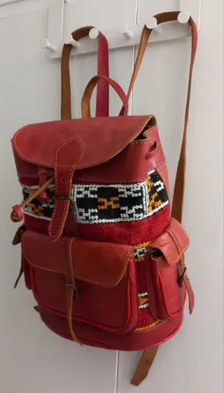 Mochila Piel Roja Artesanal Marruecos