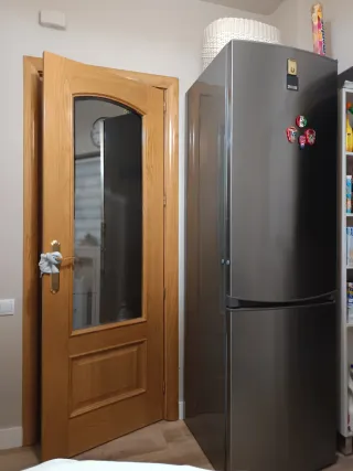 Nevera combi plateada