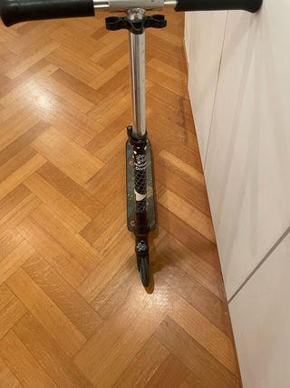 Patinete infantil negro