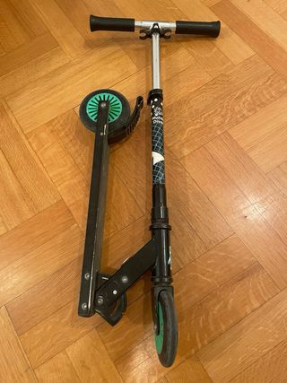 Patinete infantil negro