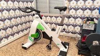 Bicicleta Spinning BODYTONE Monster Poco Uso