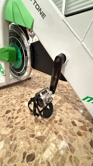 Bicicleta Spinning BODYTONE Monster Poco Uso