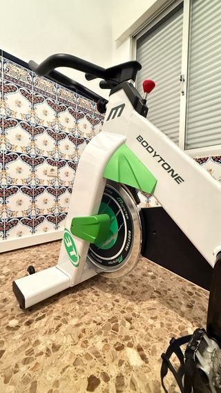 Bicicleta Spinning BODYTONE Monster Poco Uso