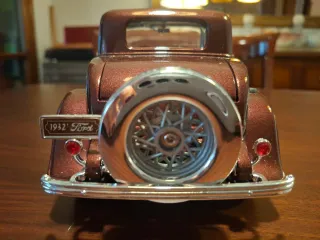 Ford 1932 Escala 1:18