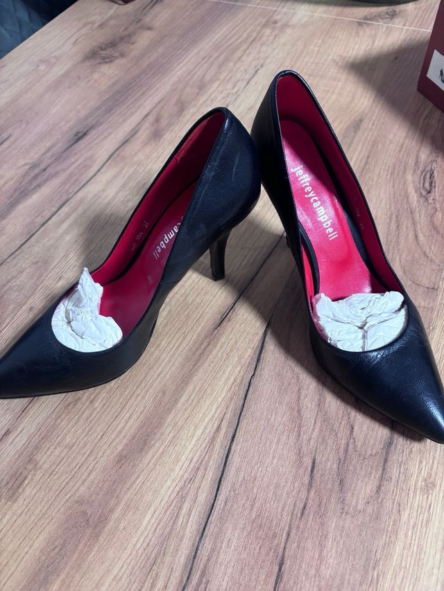 Tacones negros talla 37, 10cm