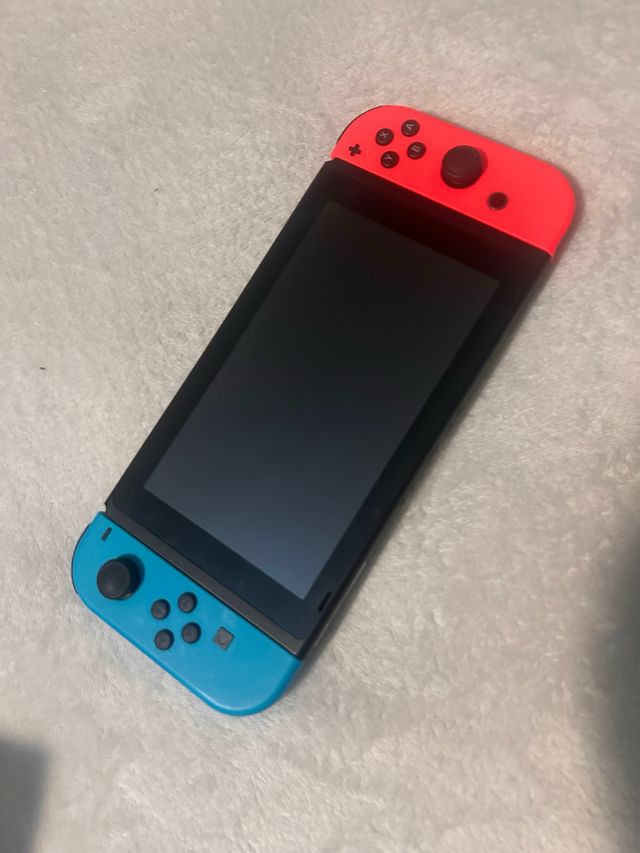 Nintendo Switch Azul y Rojo