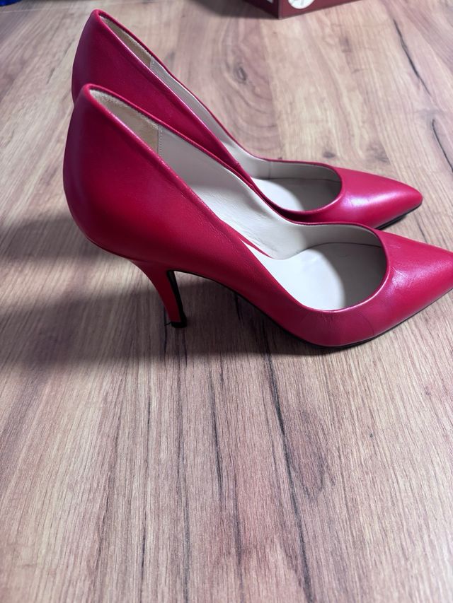 Tacones Rojos Jeffrey Campbell Talla 37 (10cm)