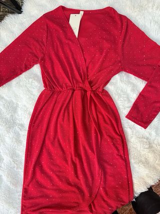 Vestido rojo brillante manga larga