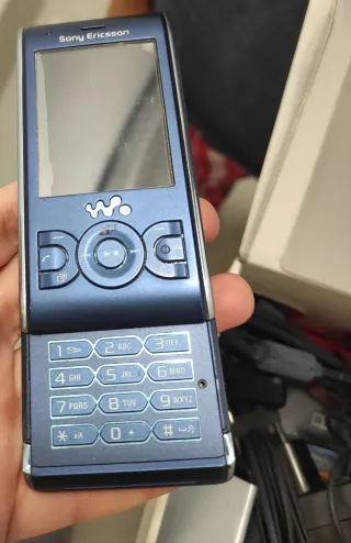 Sony Ericsson w595 + Accessori