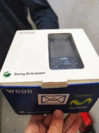 Sony Ericsson w595 + Accessori