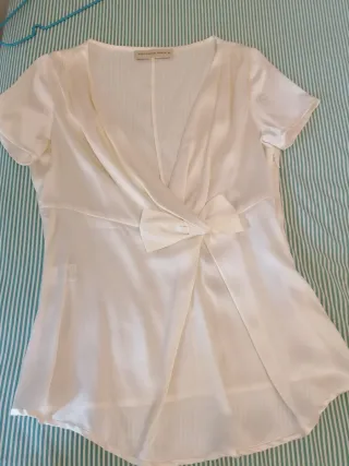 Top seda marfil Purificación García