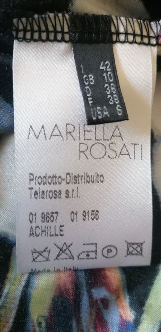 Vestido de fiesta negro con estampado floral