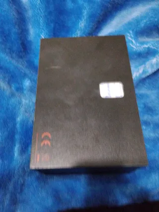 Caja Reloj Tissot + Libro La Novela de una Fábrica