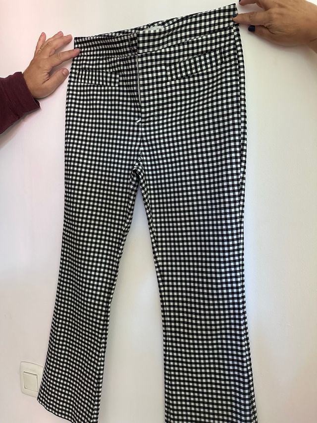 Pantalones Mango cuadros blanco y negro