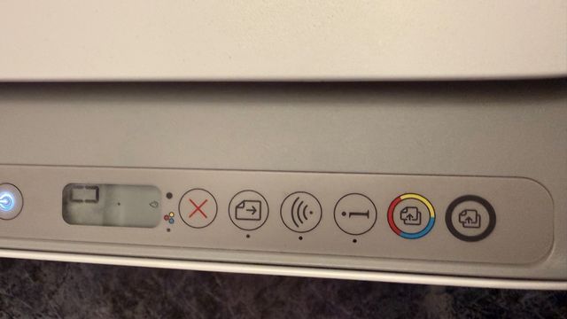 Impresora HP DeskJet 2720e