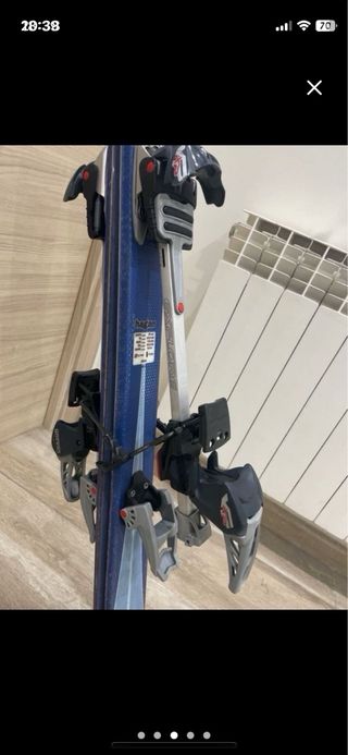 Esquís travesía 147 cm con cuchillas y pieles foca