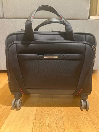 maleta Samsonite PRO-DLX 6 Maletín Portátil 15.6